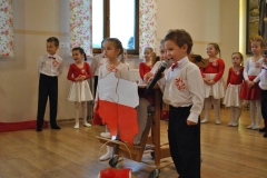 23319360_975641015910036_8005498128906205969_n