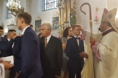 33653419_647130908961222_2491856668413919232_n