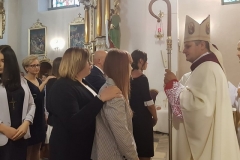 33894476_647115825629397_4442154025642622976_n