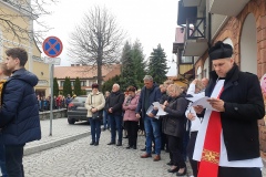 2022-04-08-17.46.21w