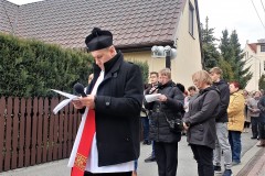 2022-04-08-17.52.37w