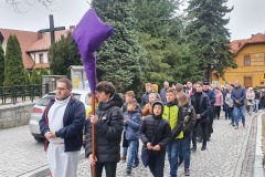 2022-04-08-18.24.38w