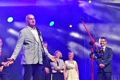 2019-07-27-20.50.39-1