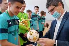 42d32b9f-fc3d-4472-8004-ad308b6c2440