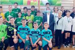 5fa54c48-86e6-4b41-8734-1b251d241521