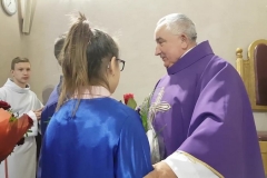 Życzenia dla księży prałatów Józefa Leśniaka i Edwarda Nylca_Moment(7)