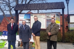 2019-04-14-12.53.36-1