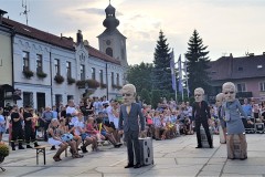 2019-08-25-17.09.13-1