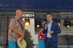 2019-08-25-17.43.21-1