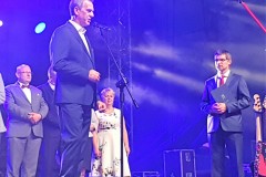 2019-07-27-20.52.15-1