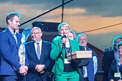 37167523_687665254907787_1161846691461070848_n