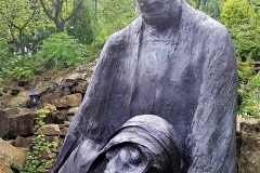 39814910_250032652315824_2613294961742839808_n