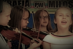 2019-07-22-19.01.43-1