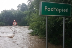 82a12323-25a2-4b74-afa3-d3aed45c6cec