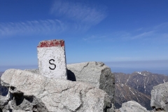 9330c56e-91d7-40d4-a813-835aac476f8a