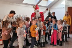 2019-12-06-09.41.31-1