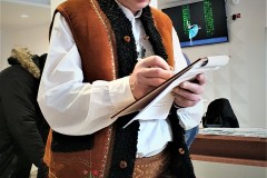 1_2021-12-11-12.50.21-2