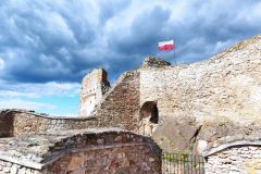 303424686_2041644129378037_4607192081243676960_n