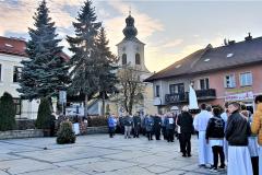 2021-10-10-16.55.20-Large