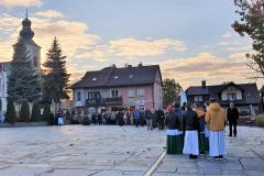 2021-10-10-17.02.38-Large