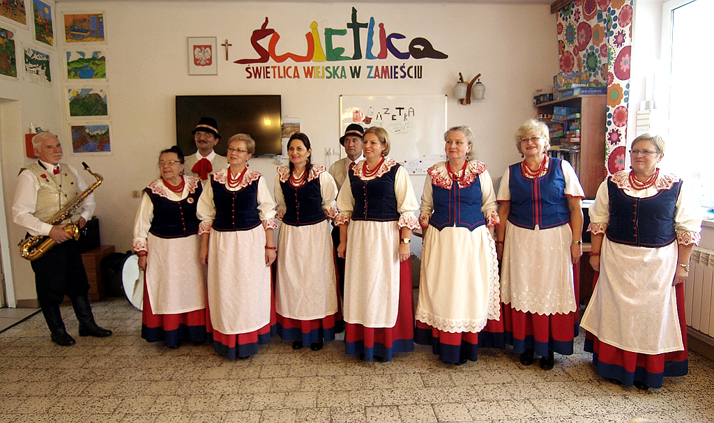 Zespół folklorystyczny Dolnoślązacy wystąpił w Świetlicy Wiejskiej na Zamieściu