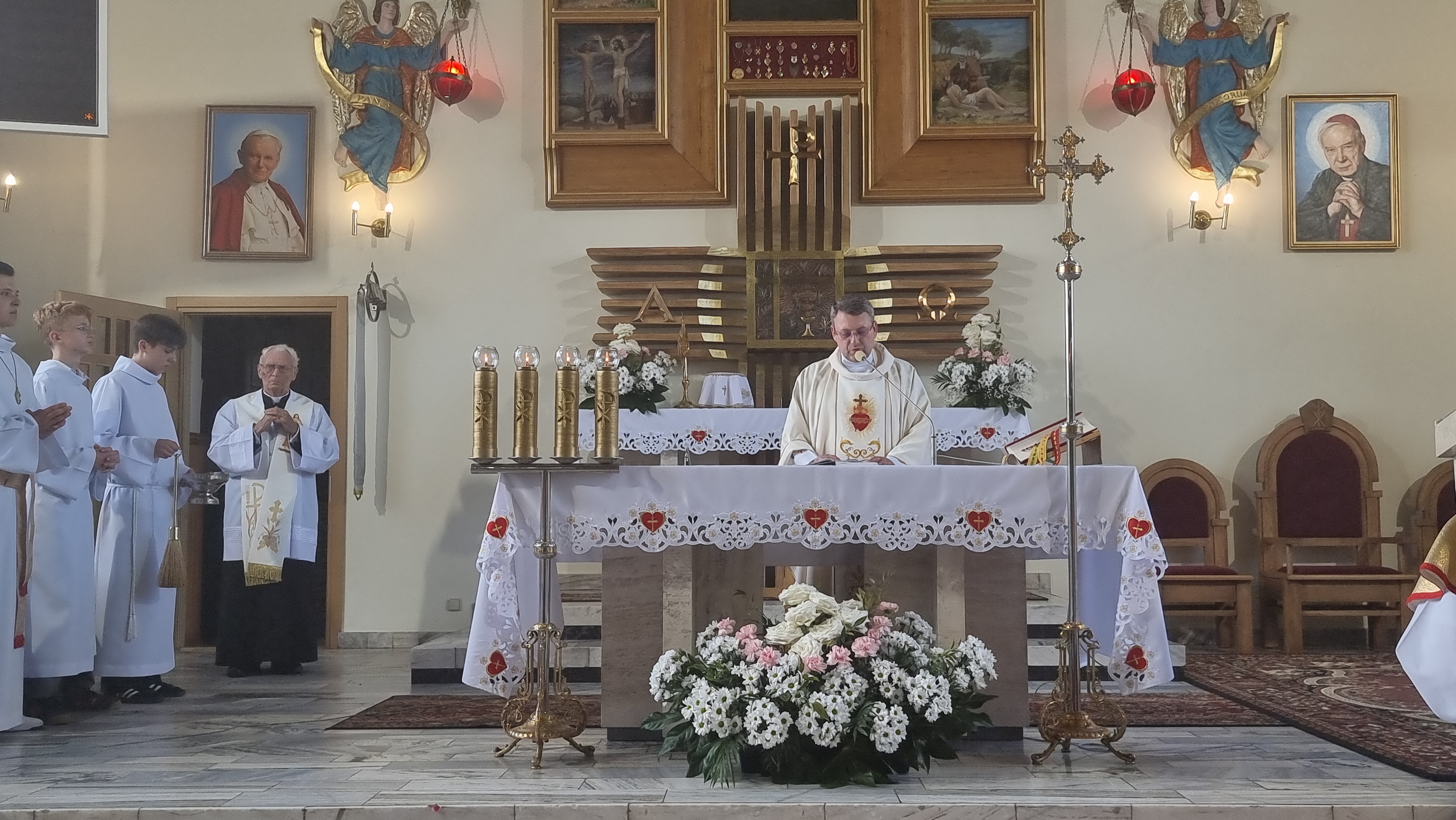 Parafia Podłopień – błogosławieństwo dzieci i wianków
