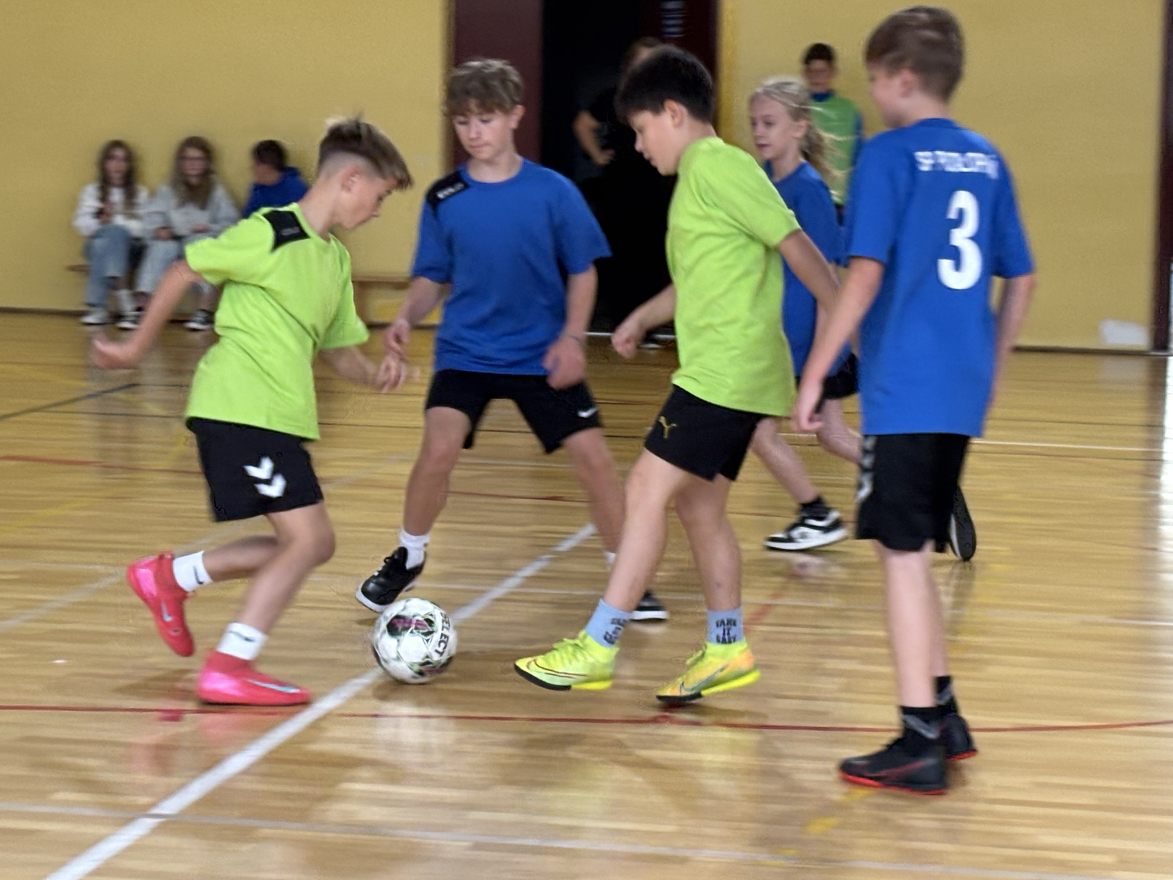 Gminna piłka halowa – klas młodszych