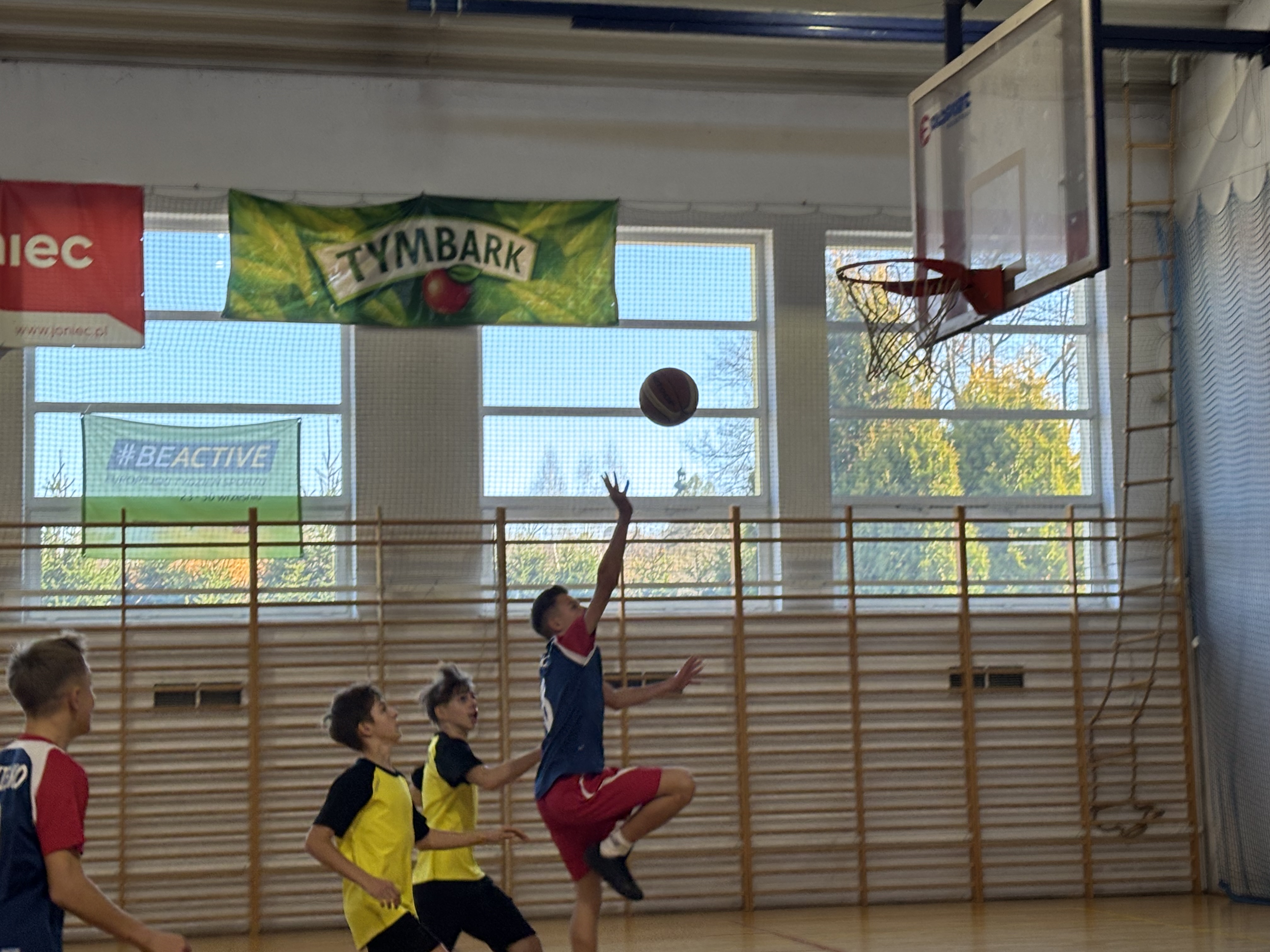 Gminny turniej koszykówki 3×3 klas starszych