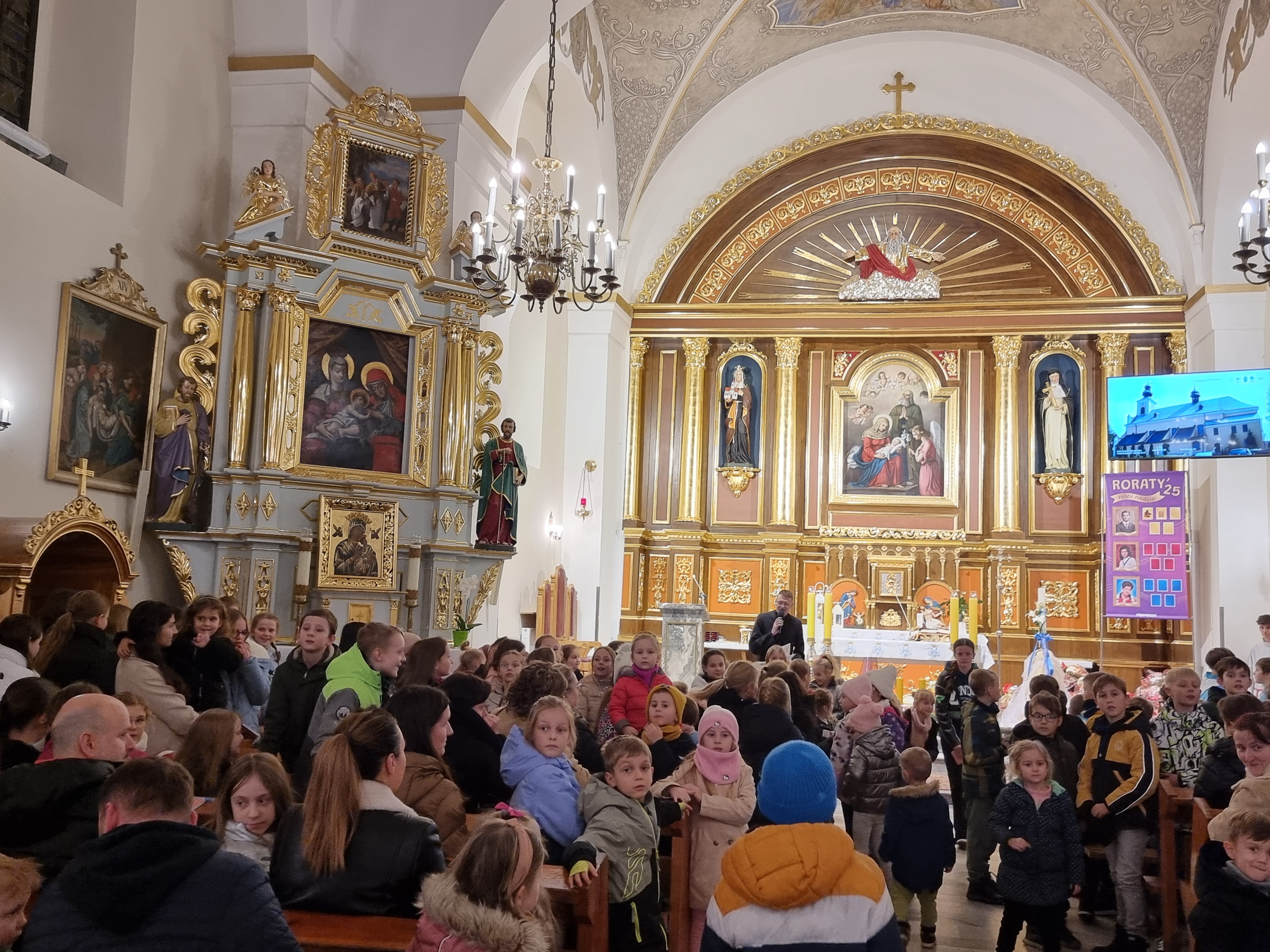 Św.Mikołaj na zakończenie wędrówek wybrał tymbarski kościół!