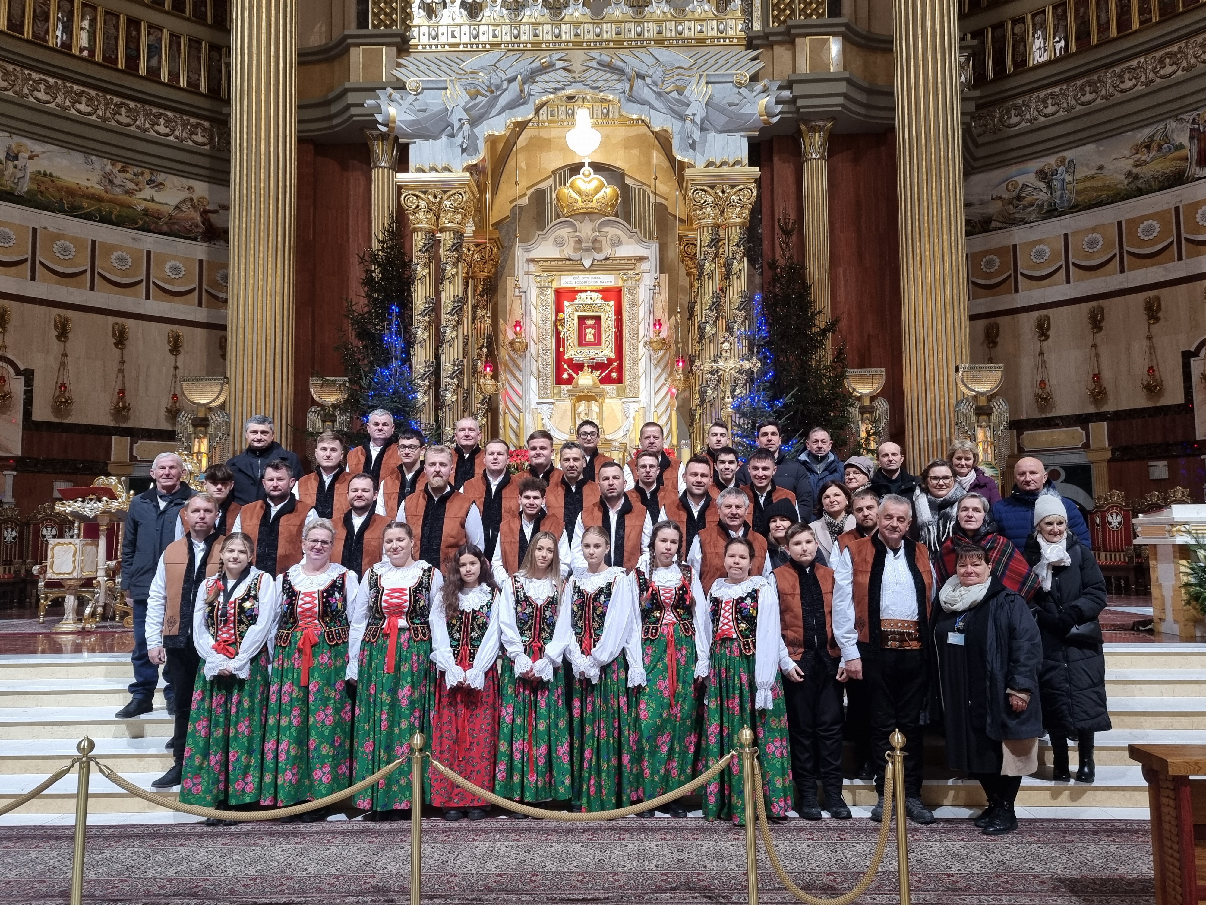 Pielgrzymi do Matki Bożej Licheńskiej, Kustosz Sanktuarium w Licheniu Ojciec Sławomir Homoncik wraz z Strażacką Orkiestrą Dętą „Tymbarski Ton”