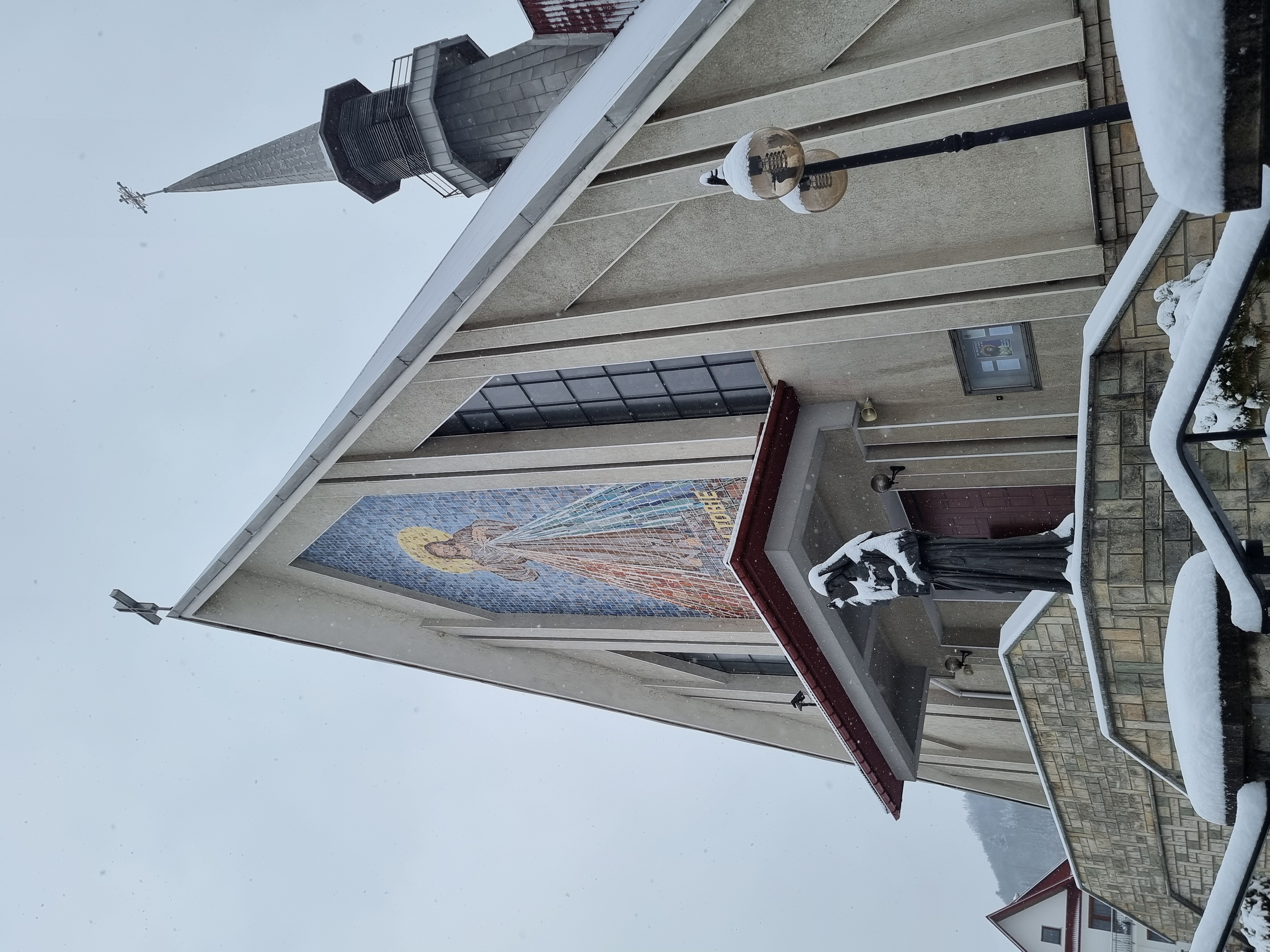 Erygowanie w Parafii Podłopień 25. Chorągwi Zakonu Rycerzy św. Jana Pawła II Wielkiego – ceremonia (galeria zdjęć)