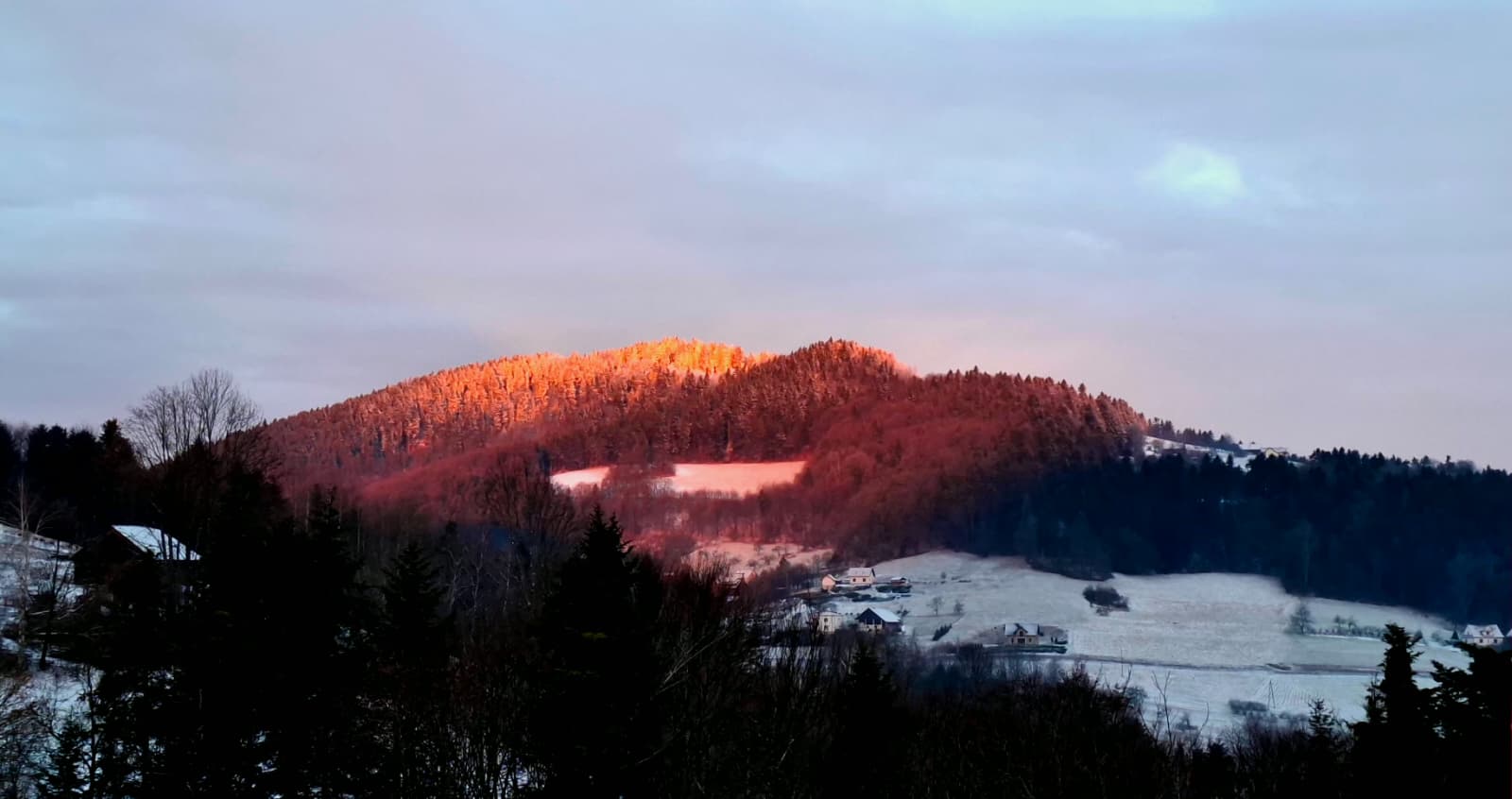 Góra Zęzów we wtorkowy poranek