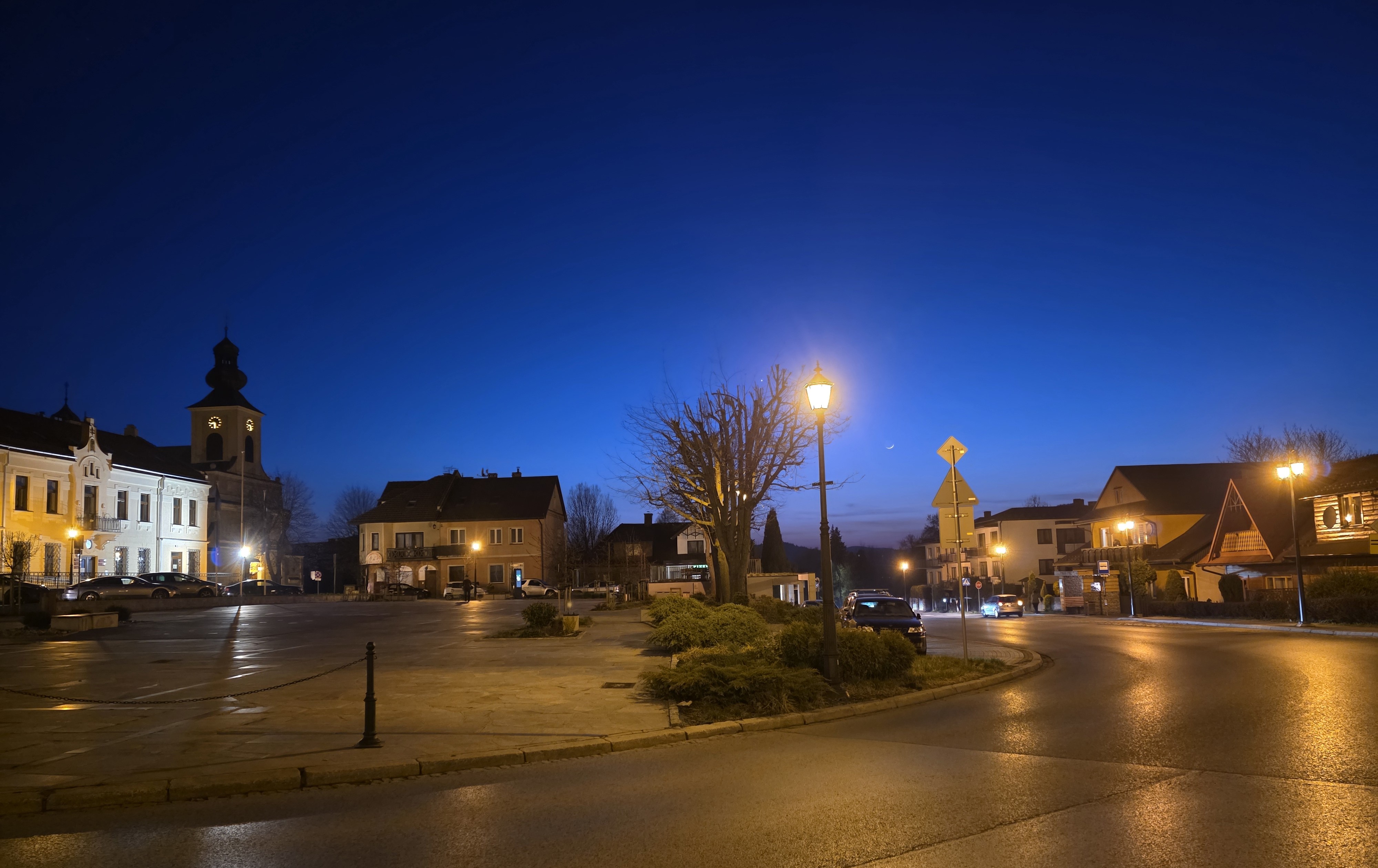 Tymbark, pogodny wieczór po słonecznym dniu