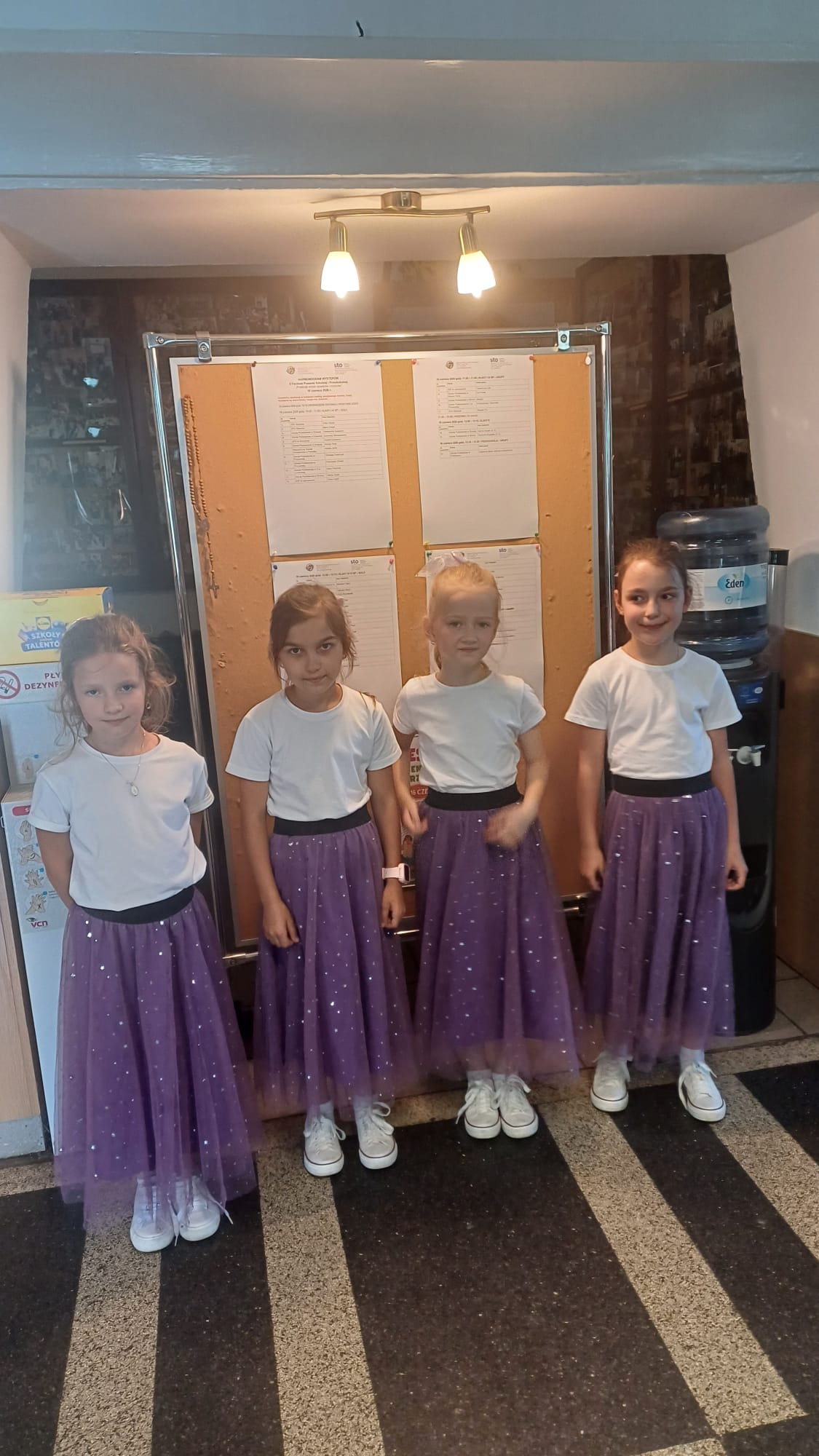 II Festiwal Piosenki Szkolnej i Przedszkolnej „Przeboje moich dziadków i rodziców” – 16.06.2026 – galeria zdjęć