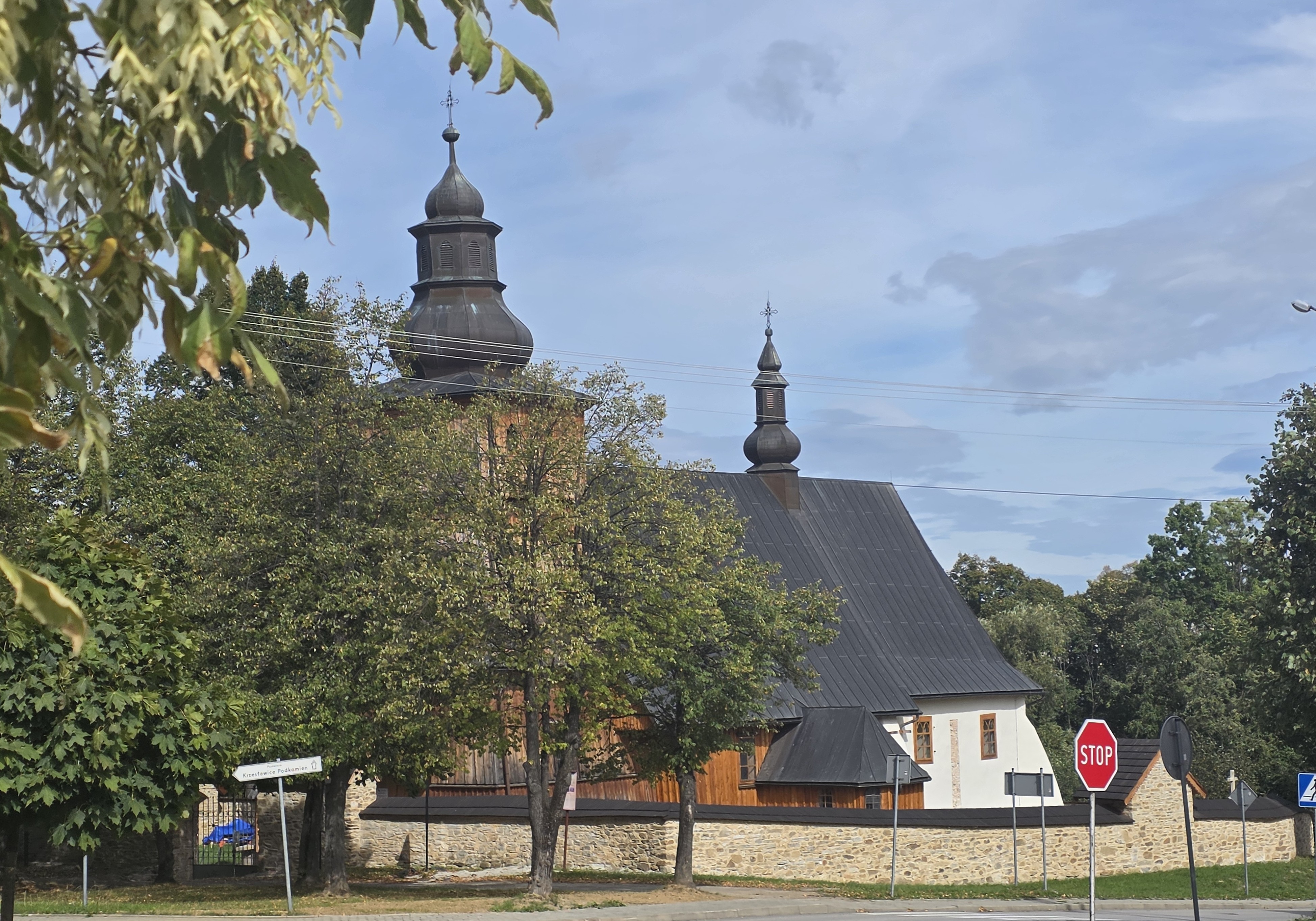 „Gotycki Krzyż z zabytkowego kościoła św. Mikołaja Biskupa w Skrzydlnej” – wykład Beaty Walczak-Kwiecień