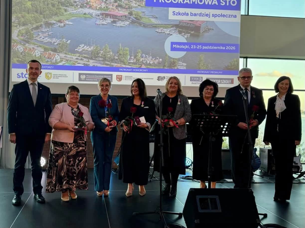 Odznaczenia państwowe dla zasłużonych członków Społecznego Towarzystwa Oświatowego